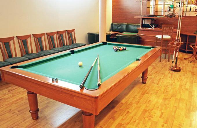 Hotel Maxim Svätý Jur Εξωτερικό φωτογραφία