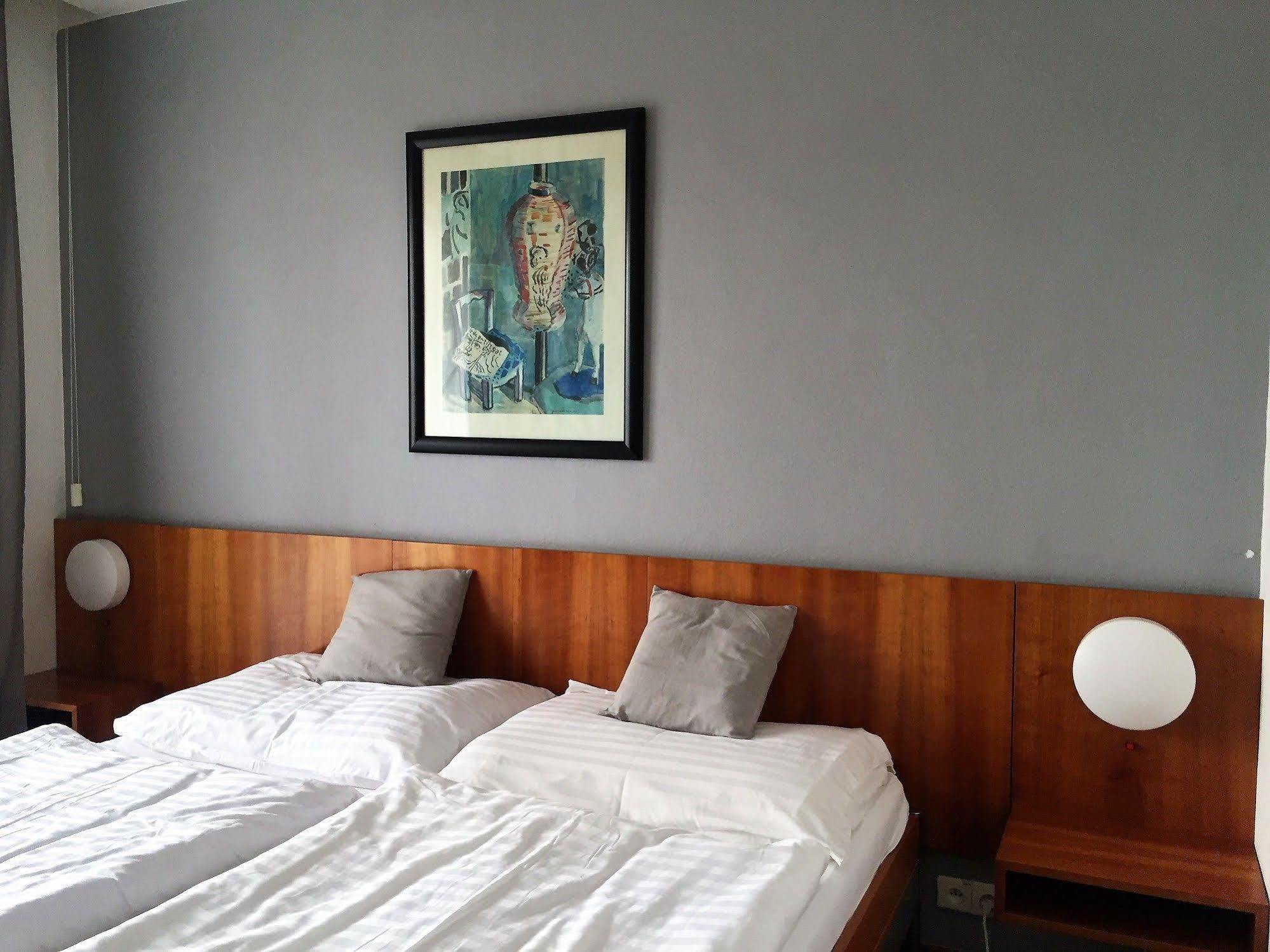 Hotel Maxim Svätý Jur Εξωτερικό φωτογραφία